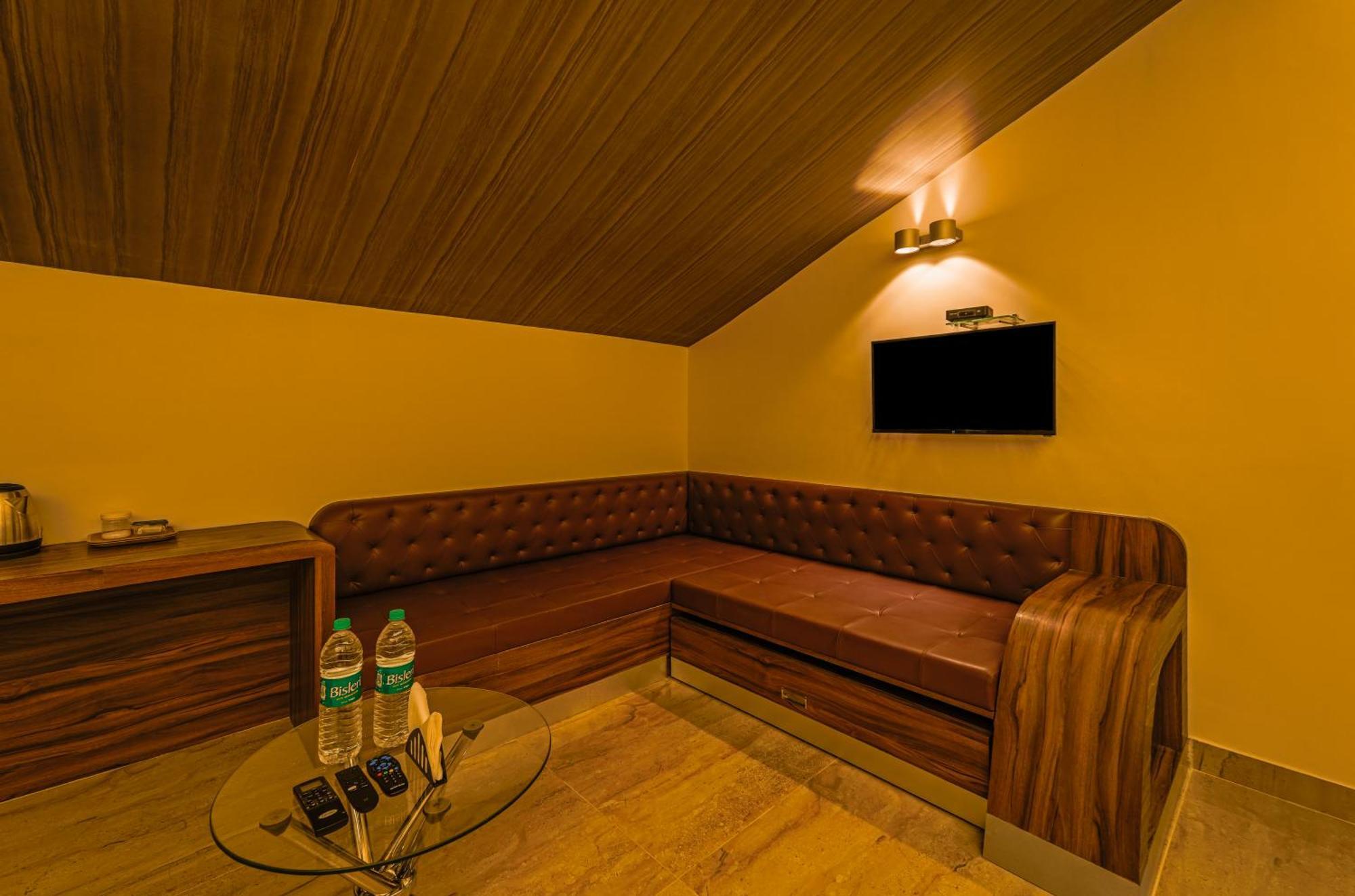 The Venue By Seasons Suites- Dod Ballāpur Exteriör bild