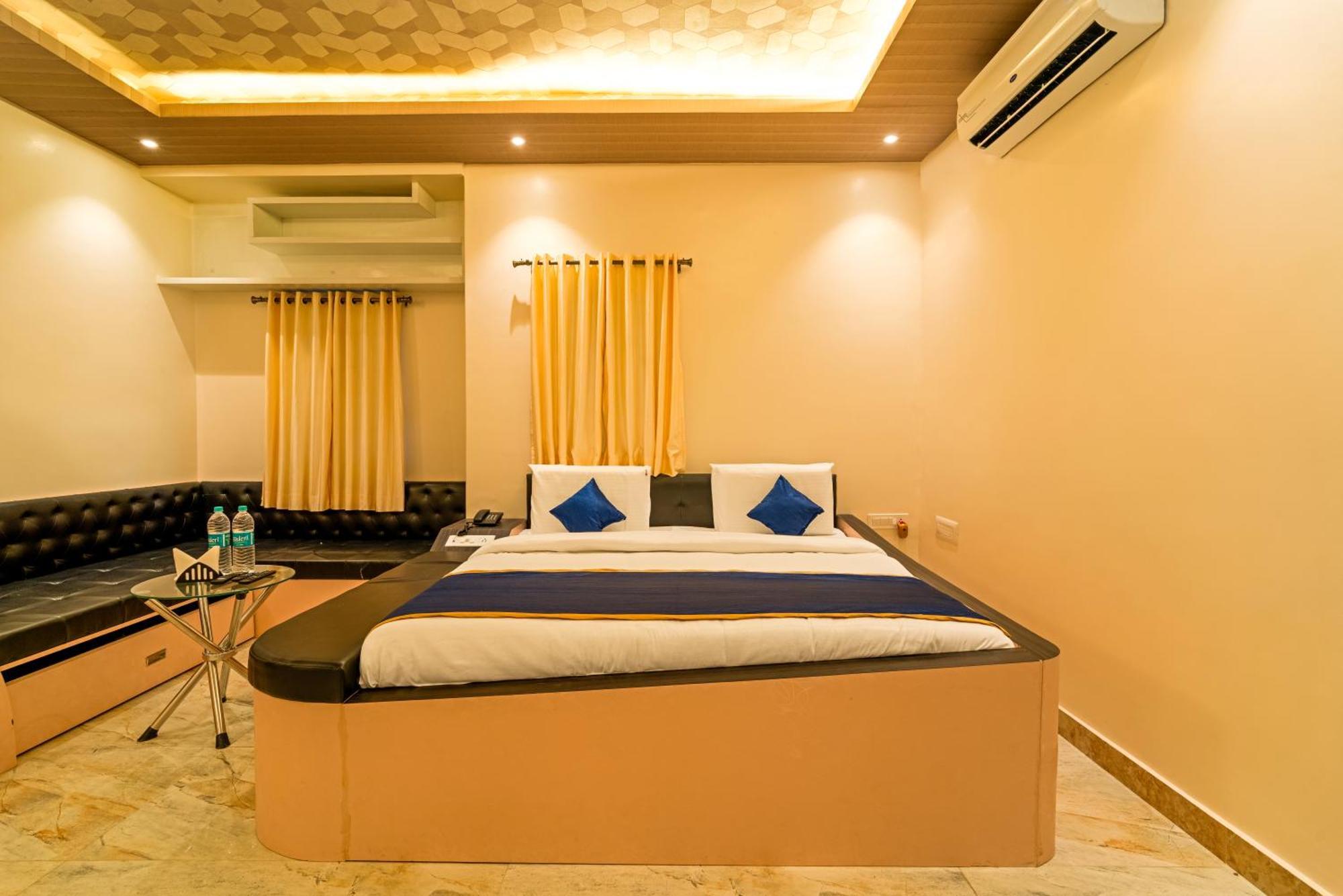 The Venue By Seasons Suites- Dod Ballāpur Exteriör bild
